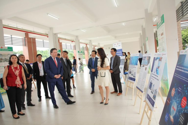 Exhibition – US Ambassador’s Visit to VNUHCM